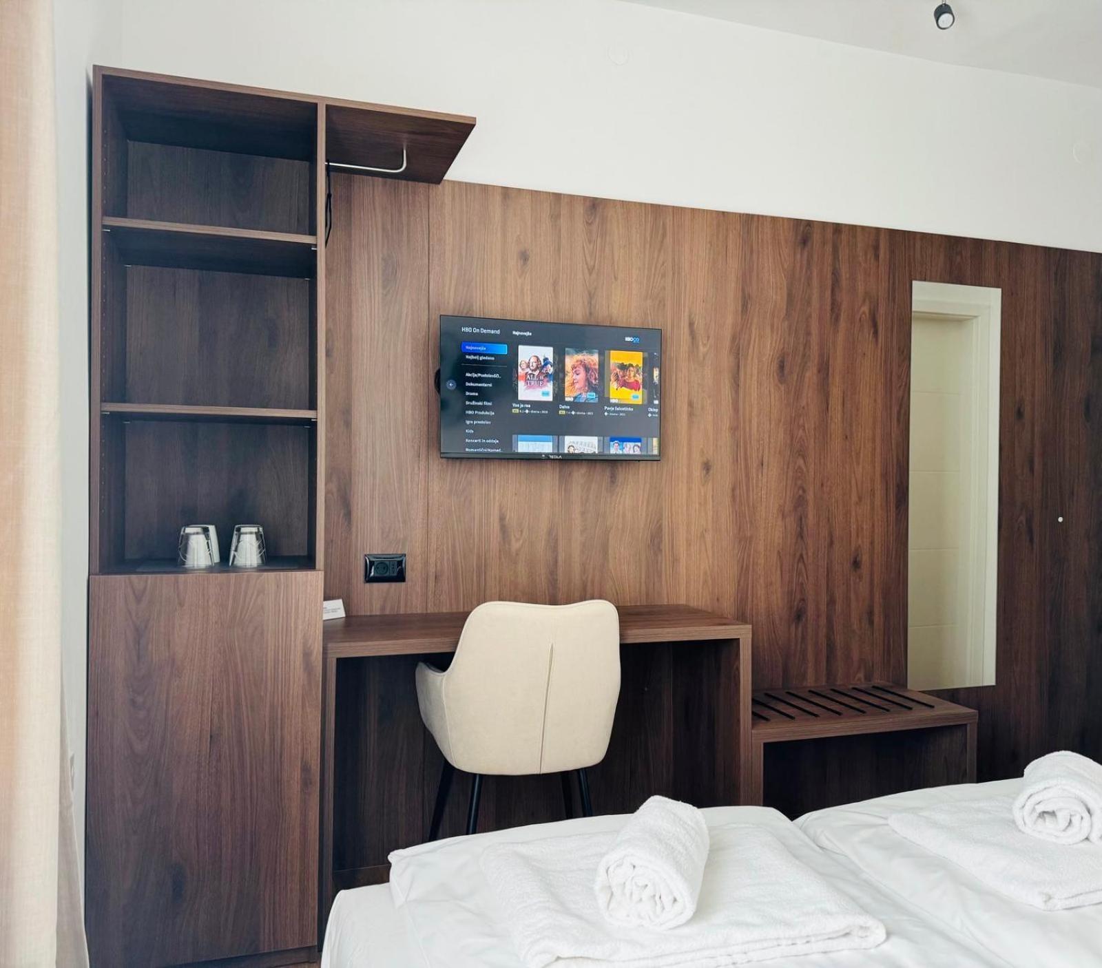Apartments & Rooms Artemus Belveder Κόπερ Εξωτερικό φωτογραφία