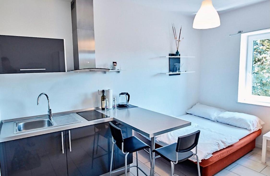 Apartments & Rooms Artemus Belveder Κόπερ Δωμάτιο φωτογραφία